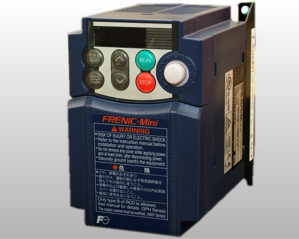 AC200V 0.4kW インバーター 富士電機 FRN0.4C1E-2J